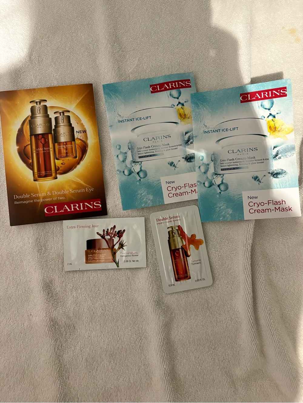 Clarins Serums & Cryo-Flash Cream-Mask Sample Set - White/Blue/Gold